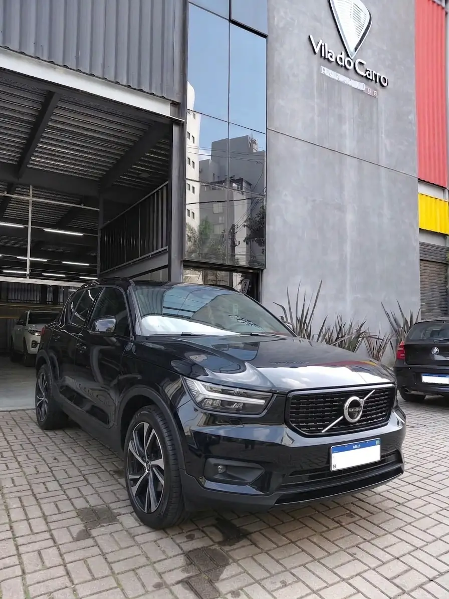 Volvo atendida na Vila do Carro para troca de óleo de câmbio